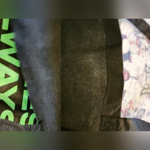 NWOT Hulu Black Tote with Green Print - Picture 3 of 6